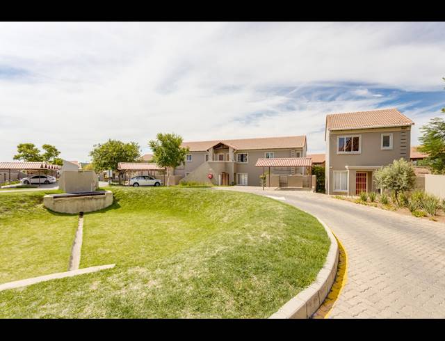 2 BEDROOM APARTMENT FOR SALE IN VORNA VALLEY